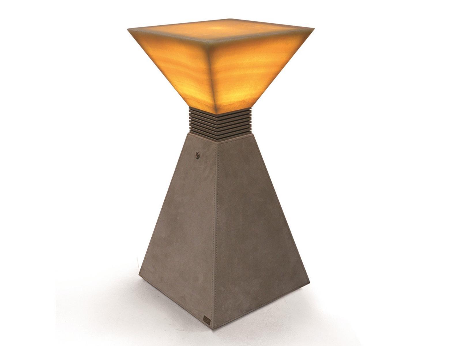 Square leather coffee table | Andy by Longhi