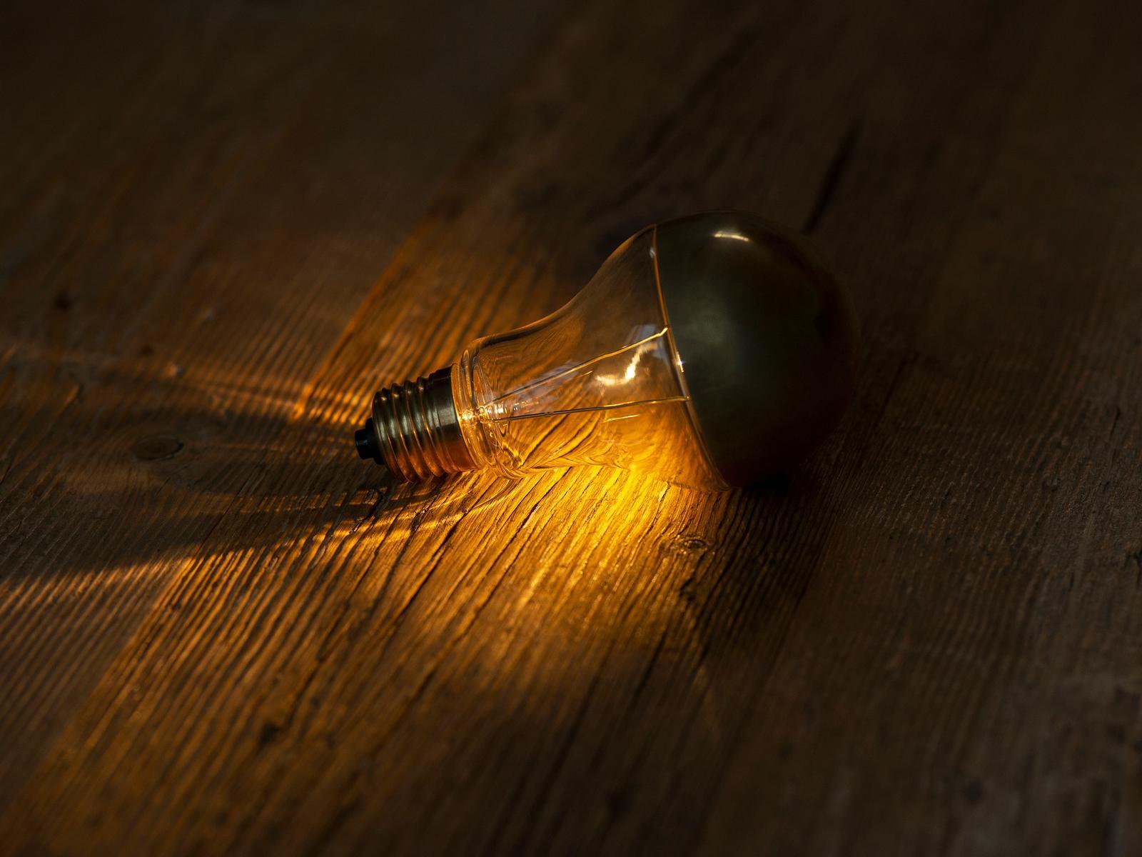 LED cordless table lamp | Trenta Limited Numbered Edition by Catellani & Smith