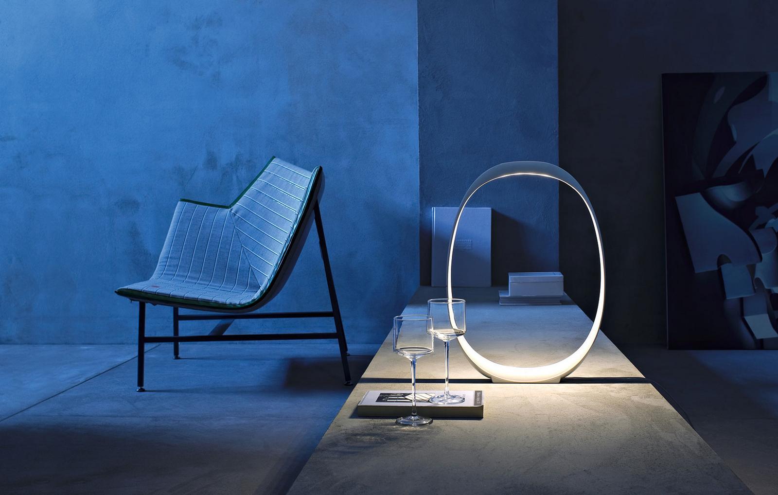 Acrylic table lamp | Anisha by Foscarini
