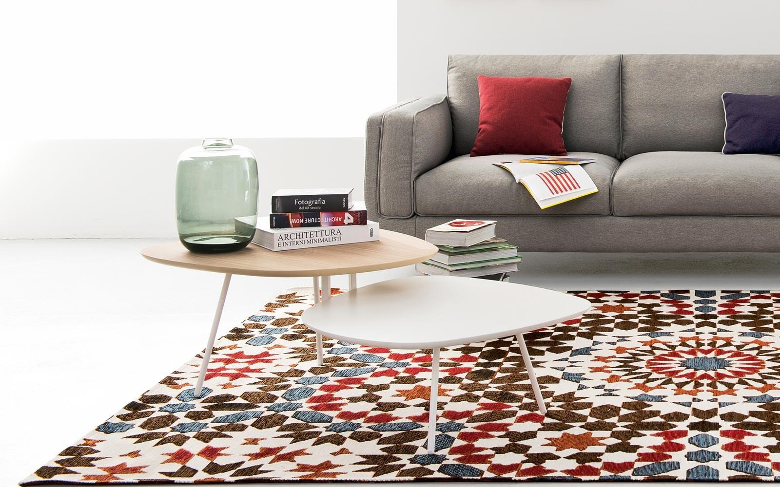 Coffee table for living room | Tweet by Calligaris
