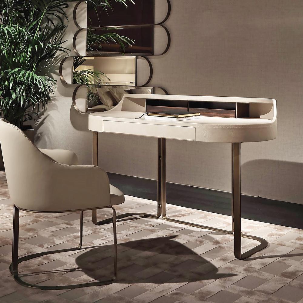 Ebony writing desk in a classic style with drawers | Roma by Rugiano