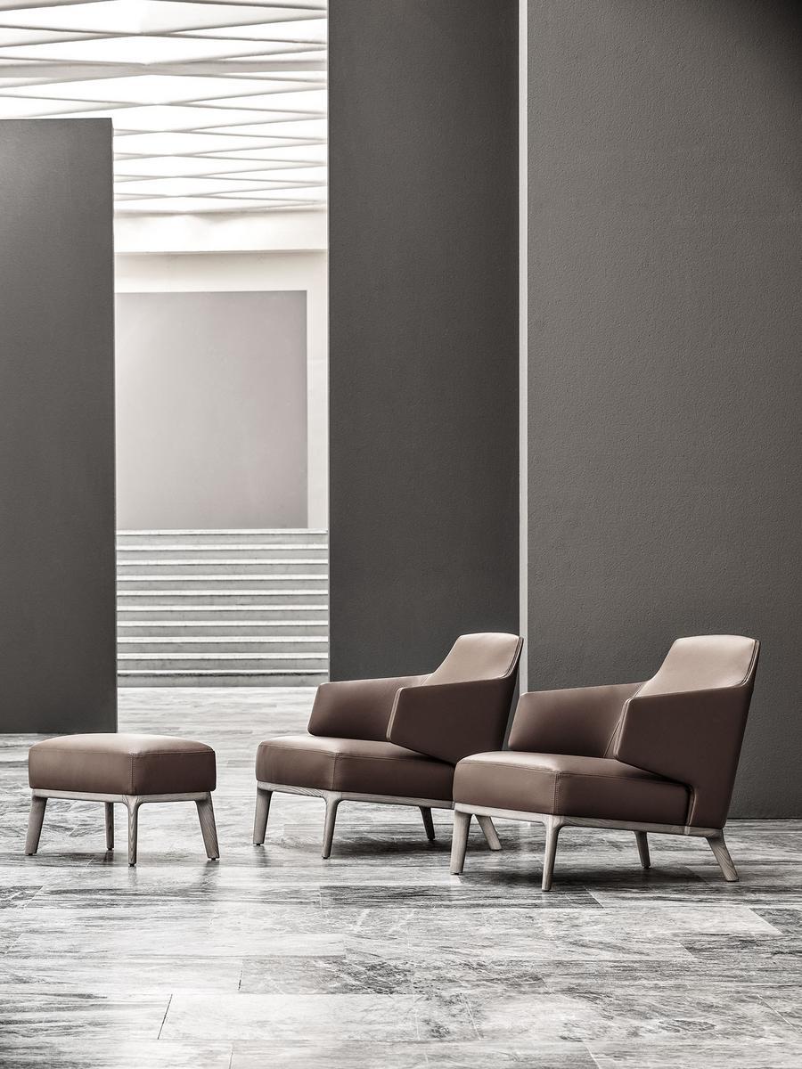 Leather armchair with armrests | Amanda by Frigerio