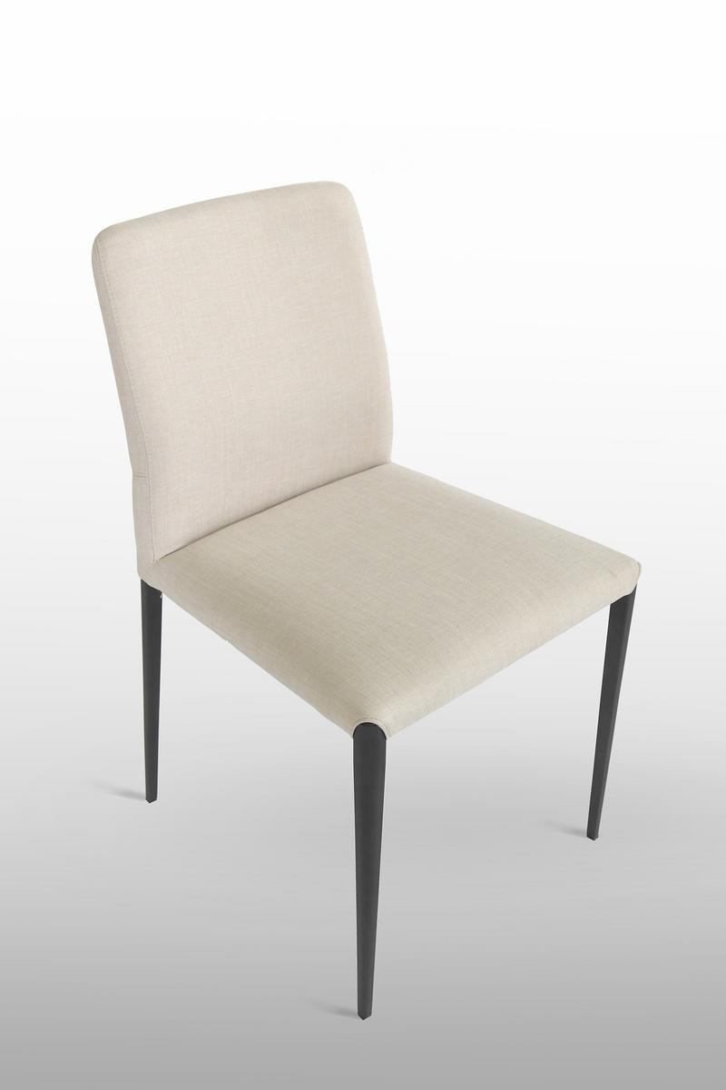 Upholstered fabric chair | Aurora by Riflessi