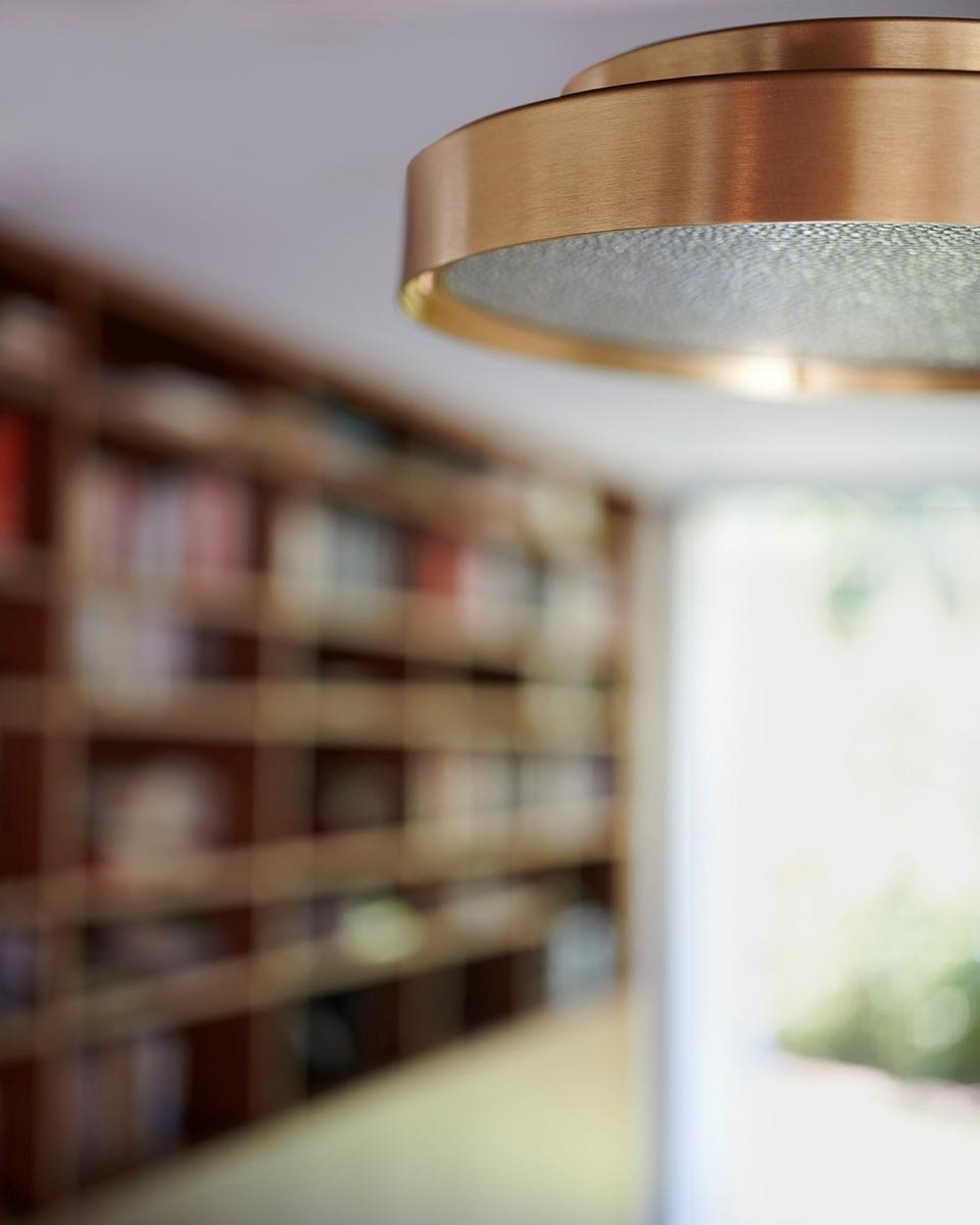 LED direct light metal ceiling lamp | Berlin by Oluce