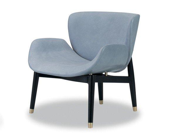 Leather armchair with armrests | Jorgen by Baxter
