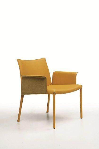 Contemporary style leather reception chair with armrests | Nuvola Atbr by Midj