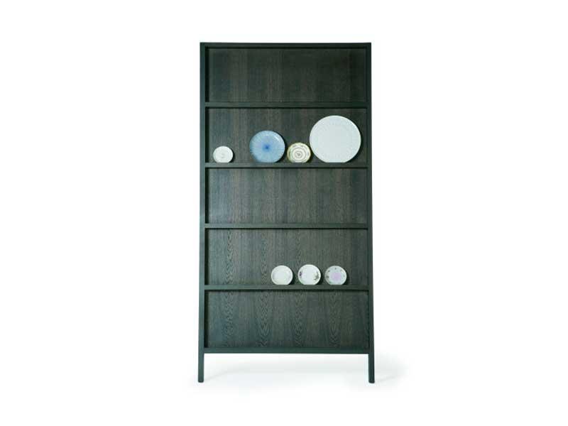 Wall-mounted wooden bookcase | Oblique by Moooi