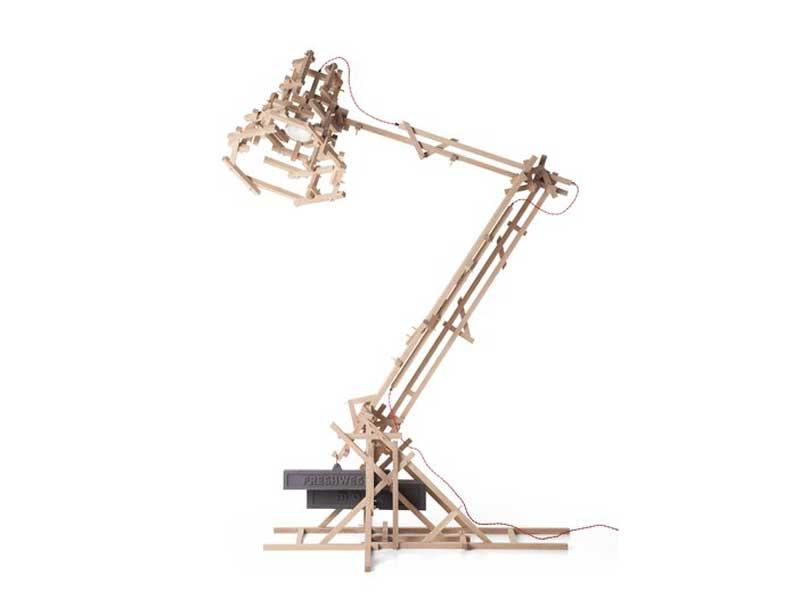 Height-adjustable adjustable floor lamp | Brave New World Lamp Xl by Moooi