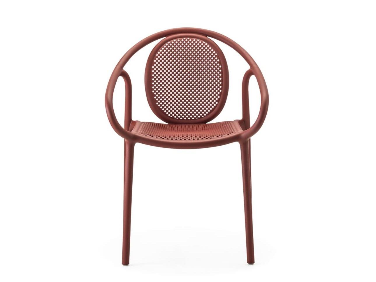 Stackable polypropylene chair with armrests | Remind 3735 by Pedrali