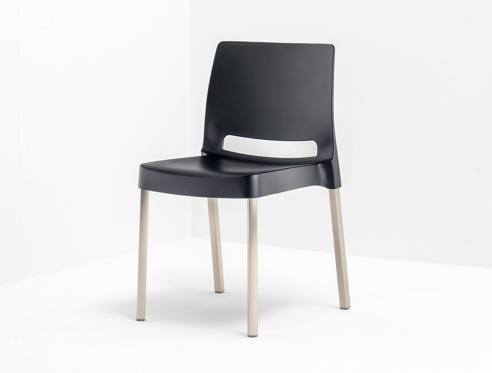 Stackable polypropylene chair | Joi by Pedrali