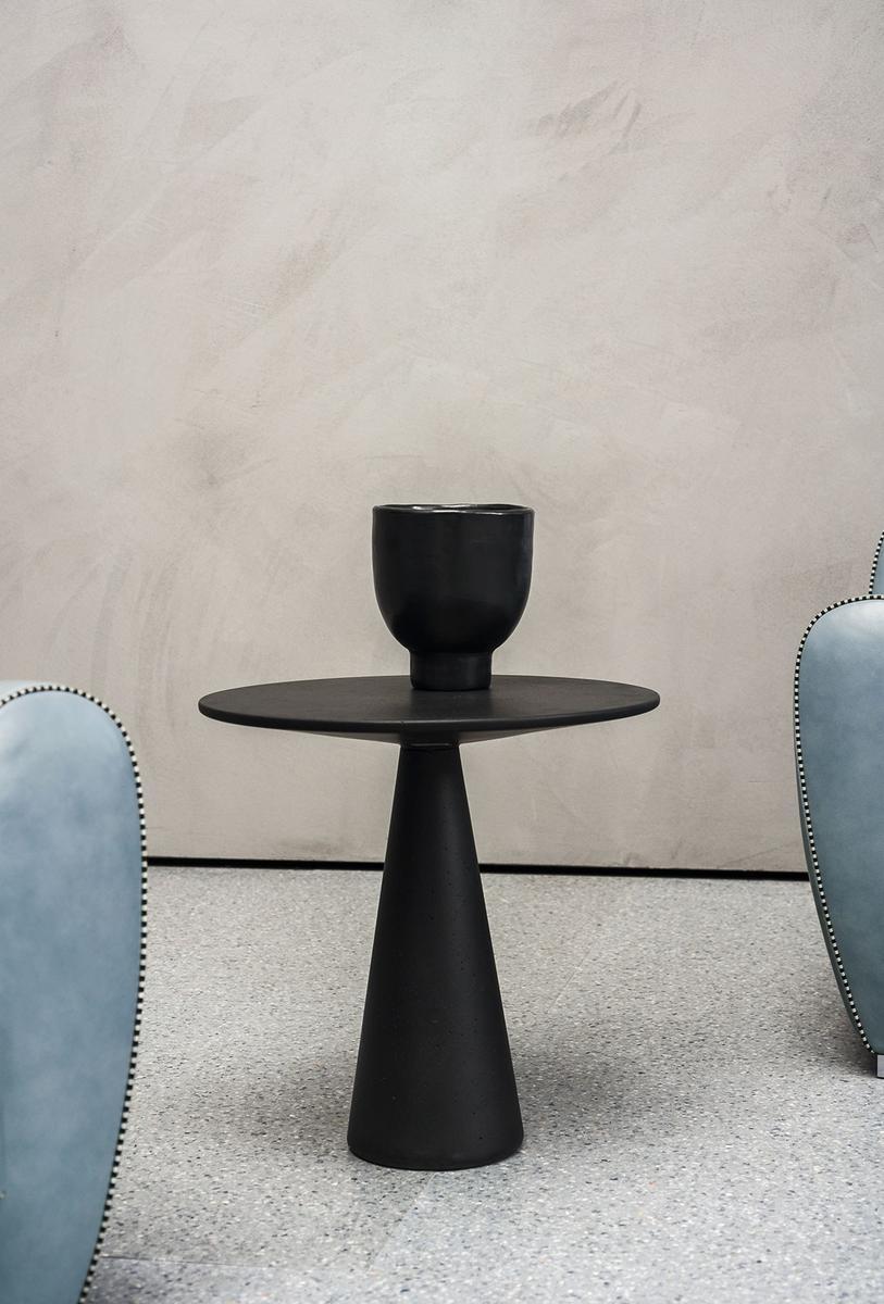 Round high side table | Jove by Baxter