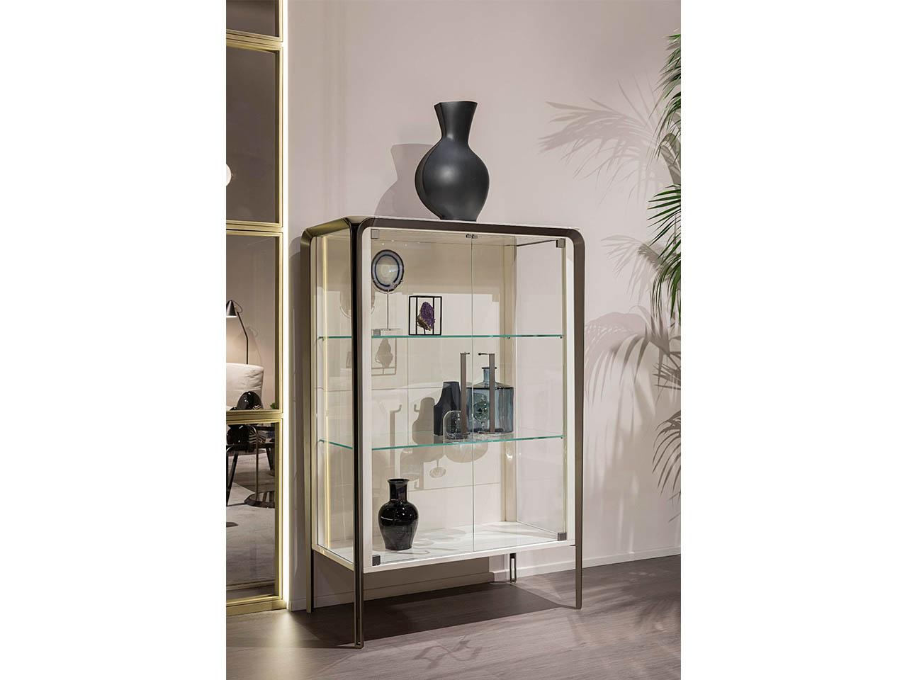 Display cabinet | Milano by Turri
