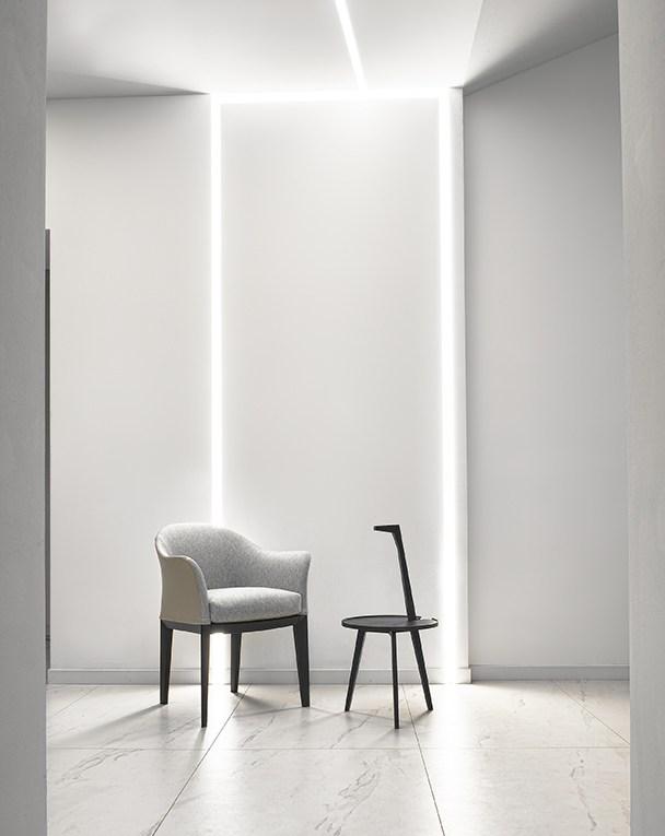 Linear lighting profile | Manhattan by Panzeri