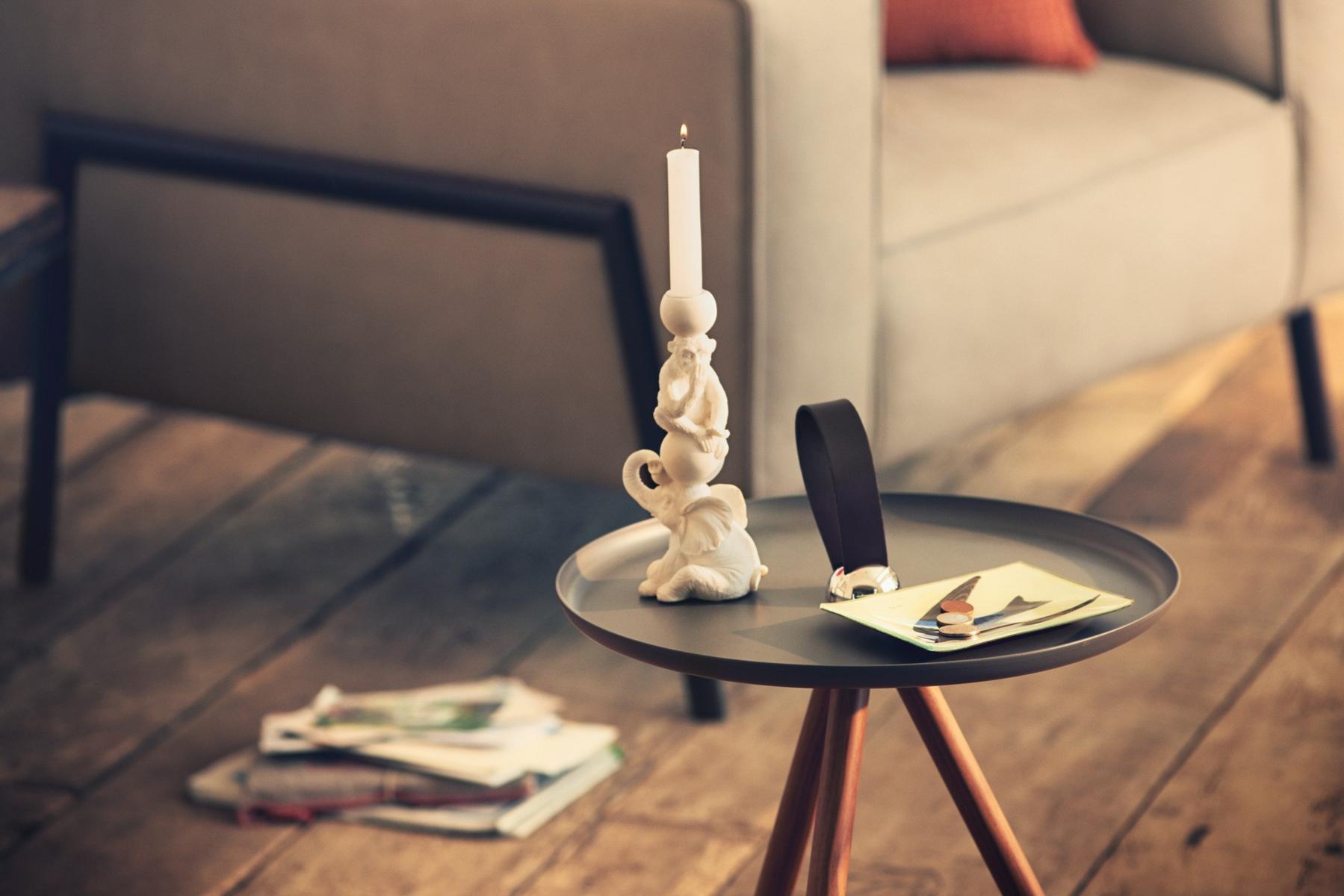 Round wooden side table | 973 by Rolf Benz