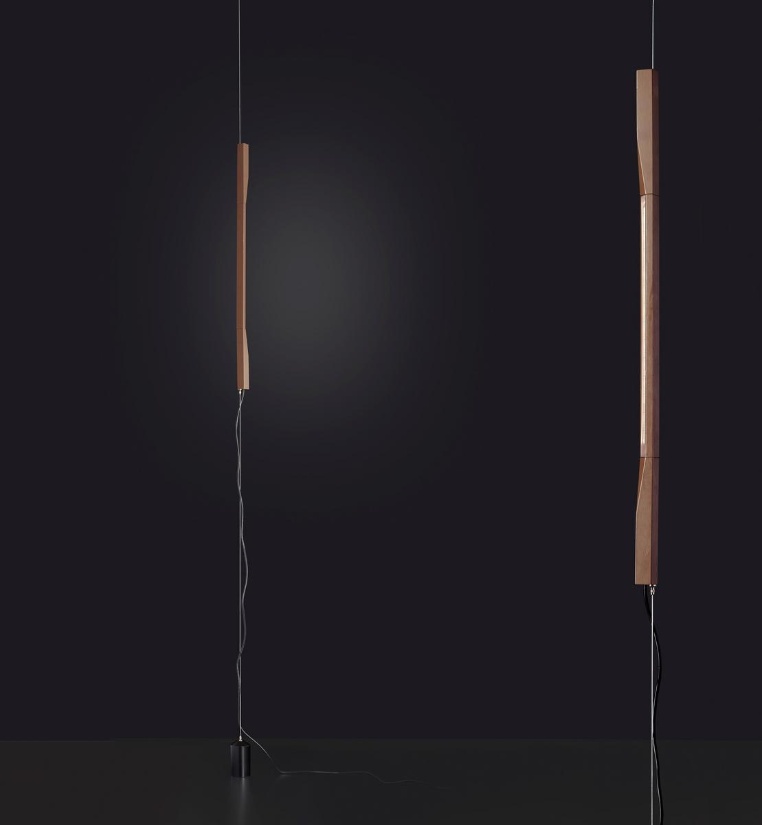 LED metal floor lamp | Ilo by Oluce