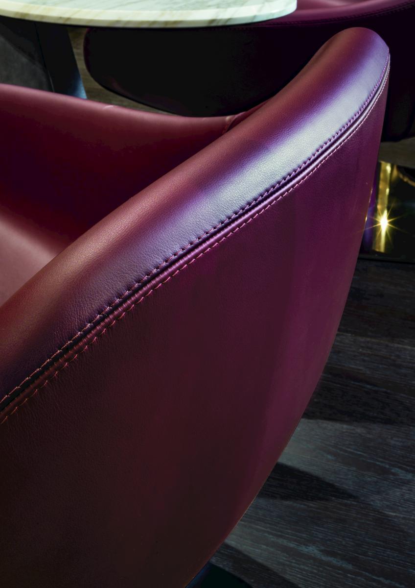 Nabuk armchair | Meredith by Longhi