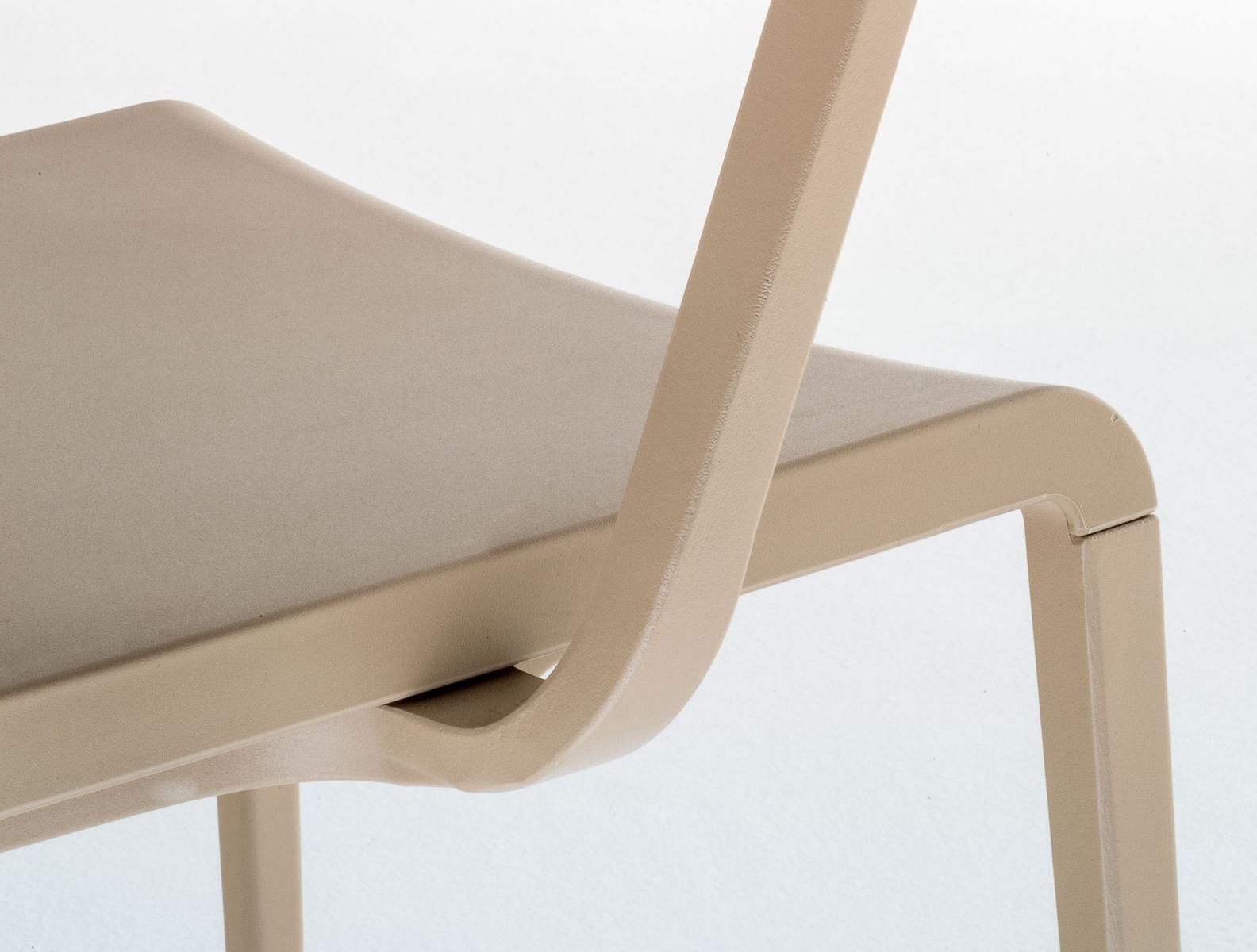 Stackable aluminium chair with armrests | Mya 706/2 by Pedrali