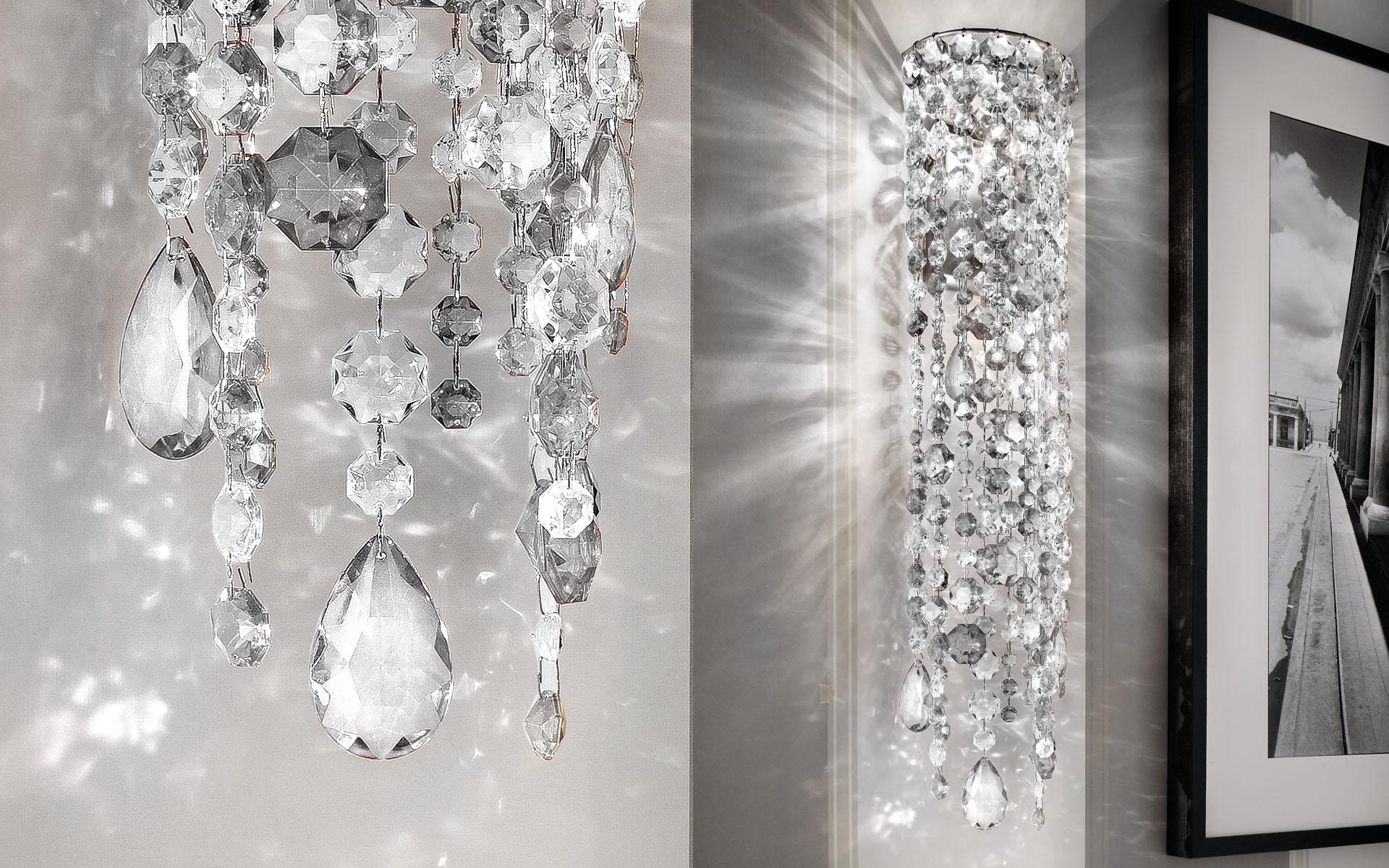Incandescent painted metal wall light with crystals | Impero & Deco Ve 892 A2 by Masiero
