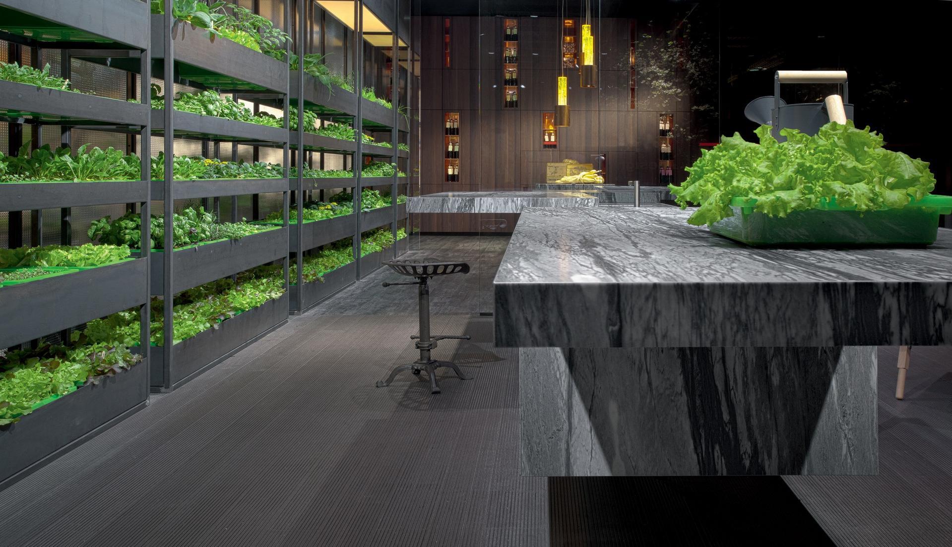 Kitchen with island Rossana K-in / K-out