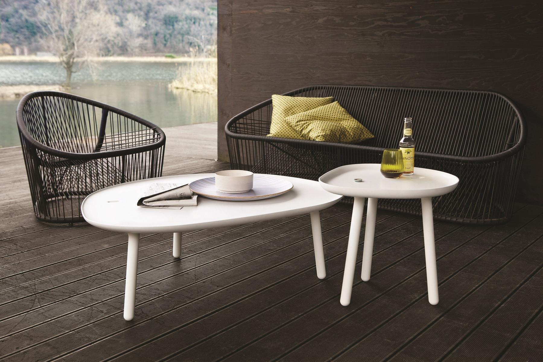 Cristalplant® garden side table | Ninfea by Zanotta