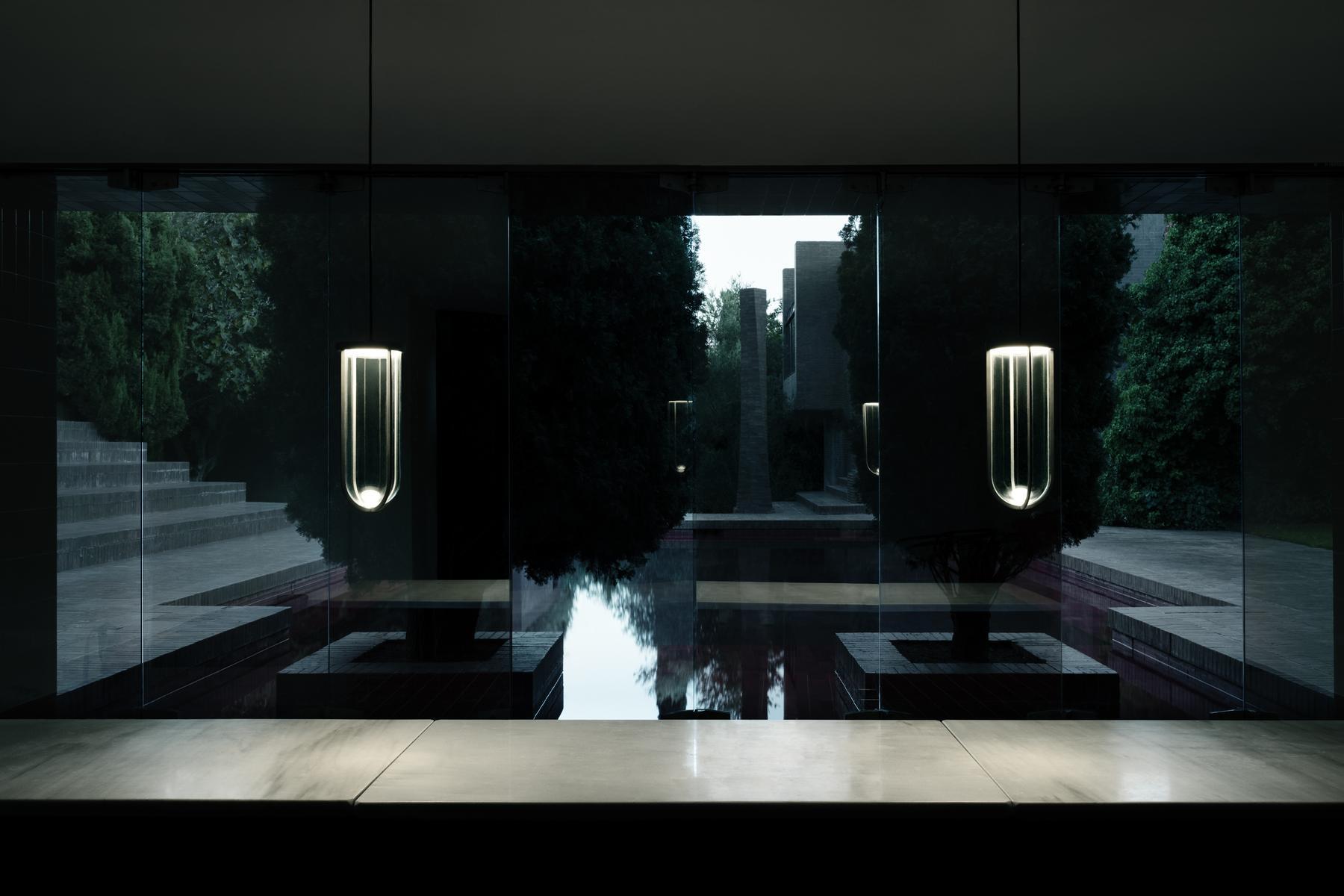 LED powder coated aluminium outdoor pendant lamp | In Vitro by Flos