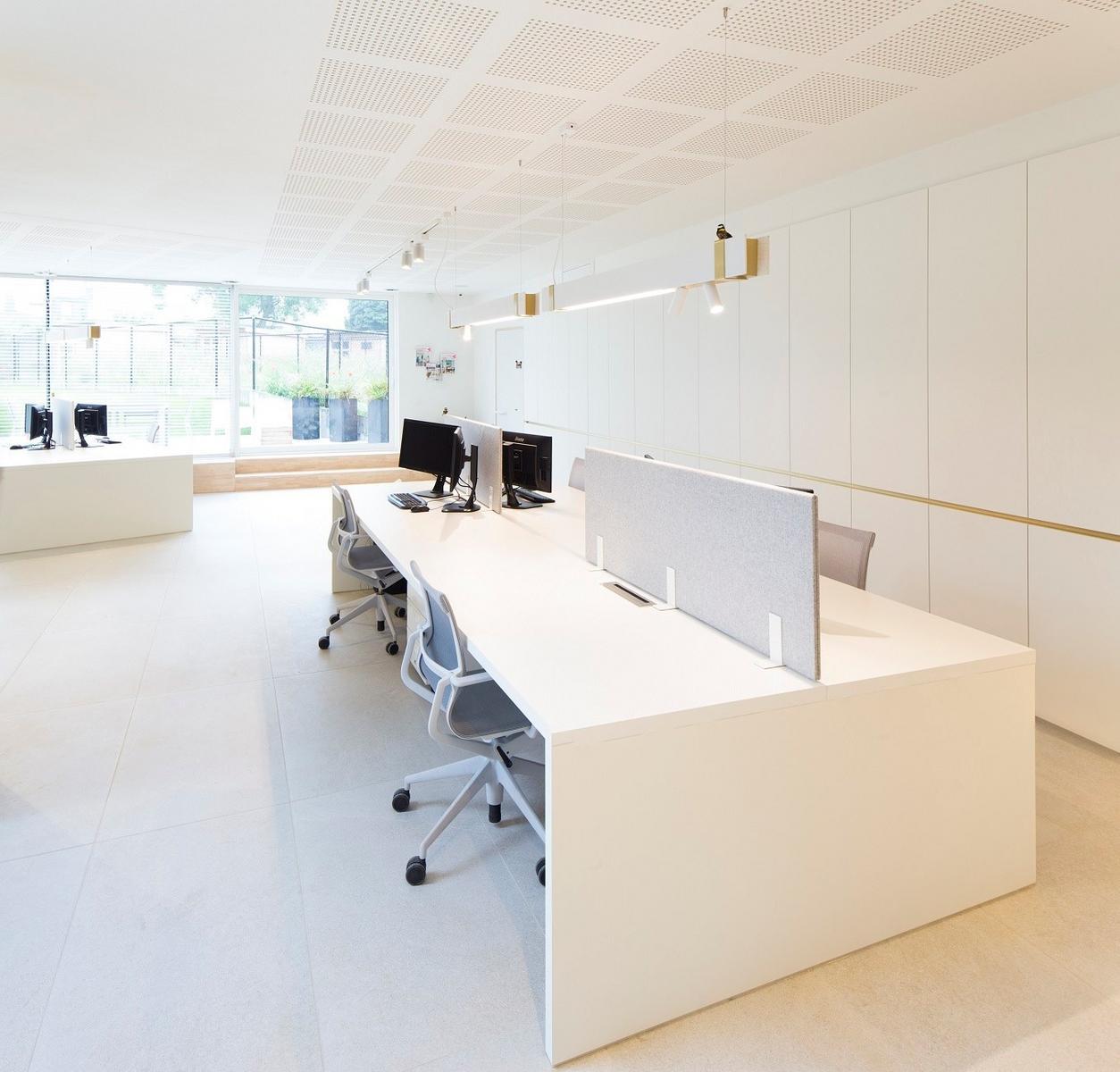 LED wood and aluminium pendant lamp | Mr Beam by Dark