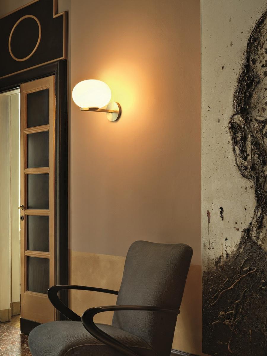 Brass and glass wall lamp | Alba - 176 by Oluce