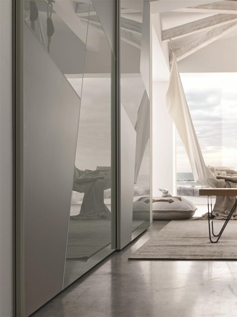 Wardrobe with sliding doors | Kross by Tomasella