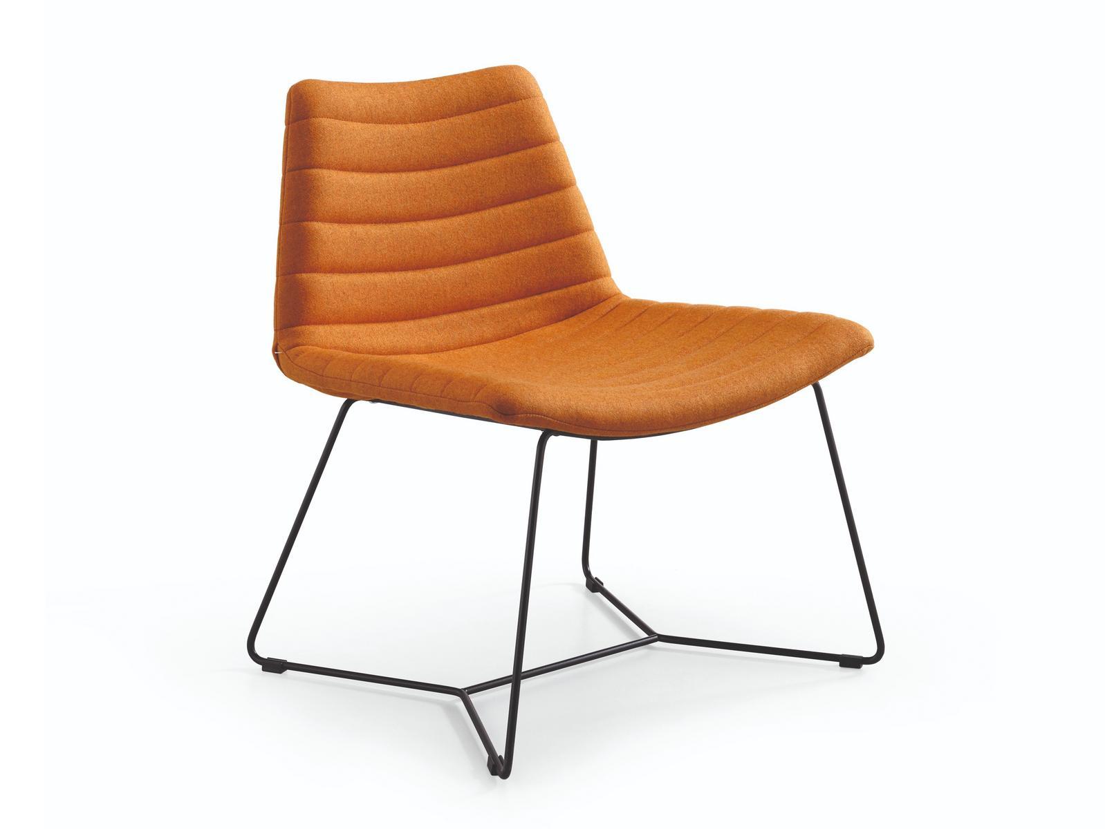 Sled base guest chair | Cover Att T by Midj