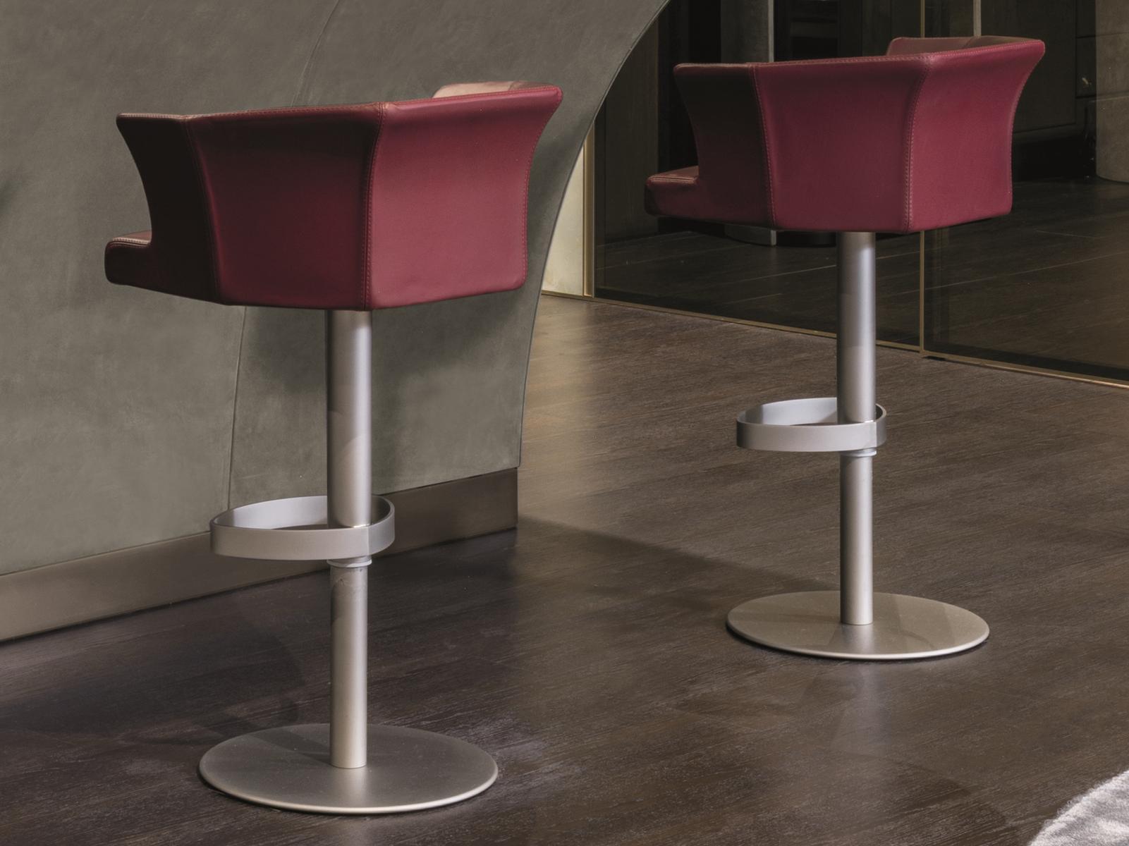 Leather bar chair | Delon by Longhi