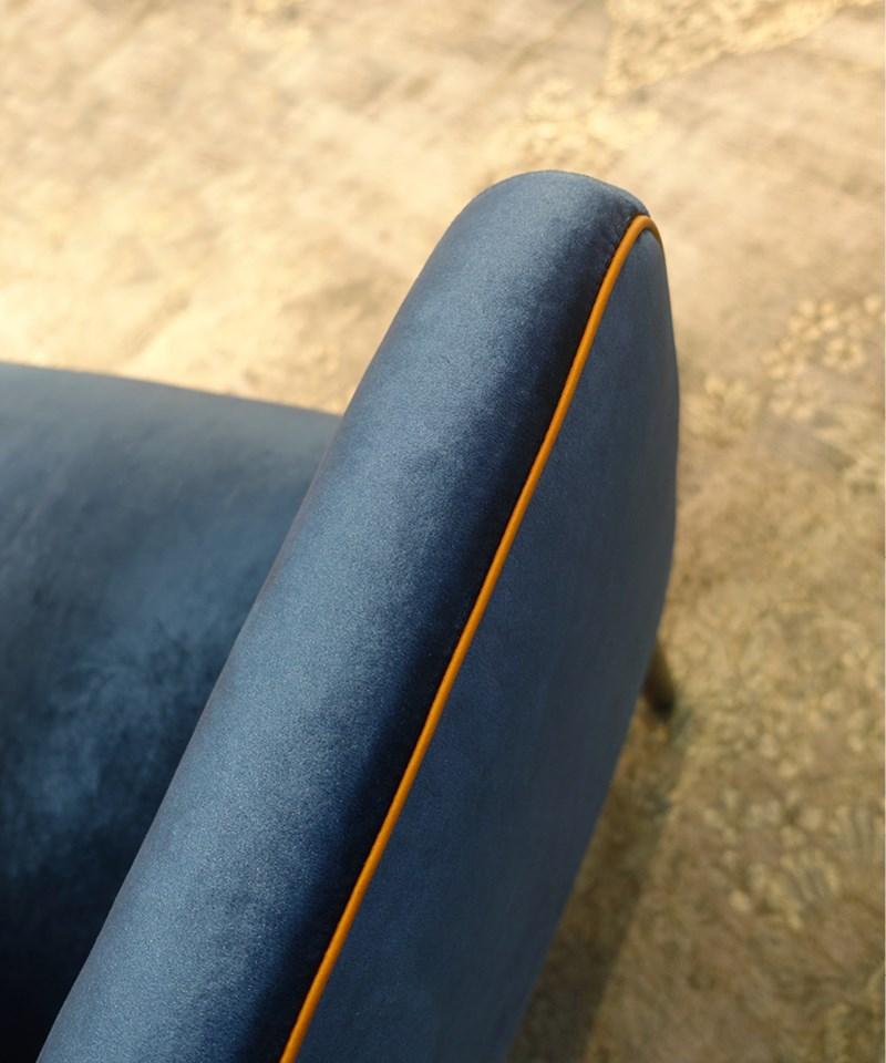 Velvet armchair | Eve by Borzalino