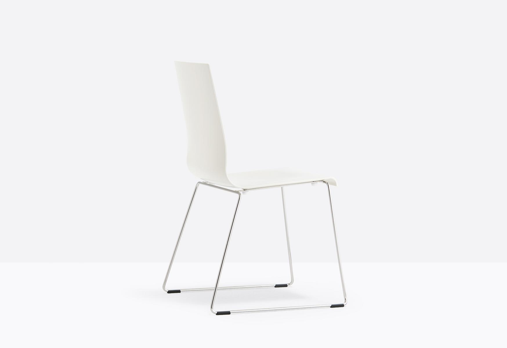 Sled base plastic chair | Kuadra 1158 by Pedrali