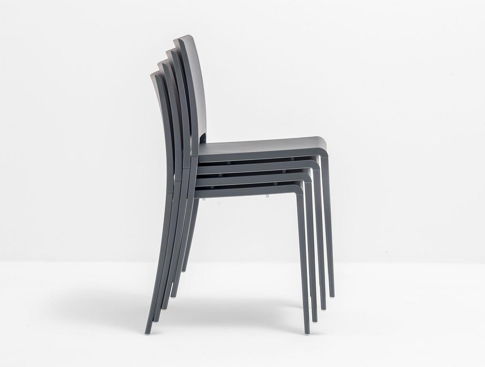 Stackable aluminium chair | Mya 700 by Pedrali