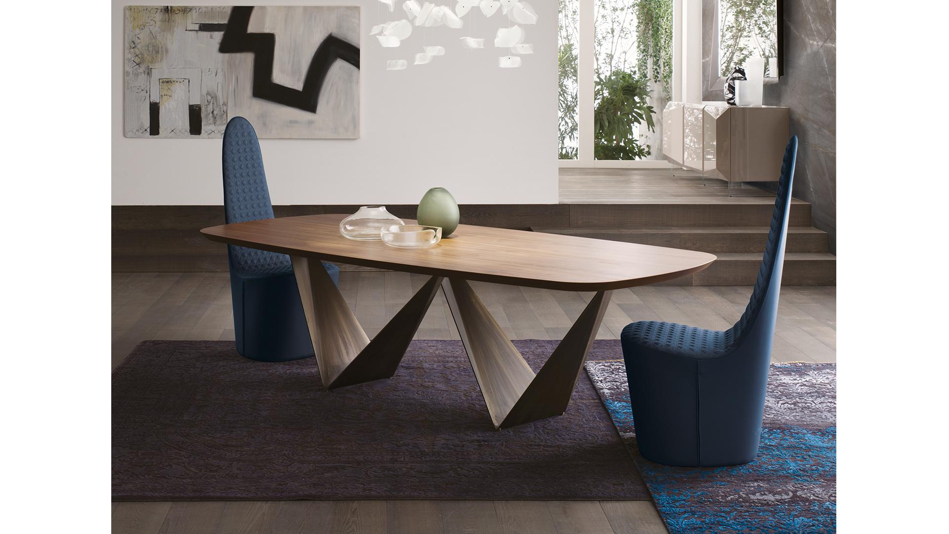 Upholstered high-back leather chair | Swan by Reflex