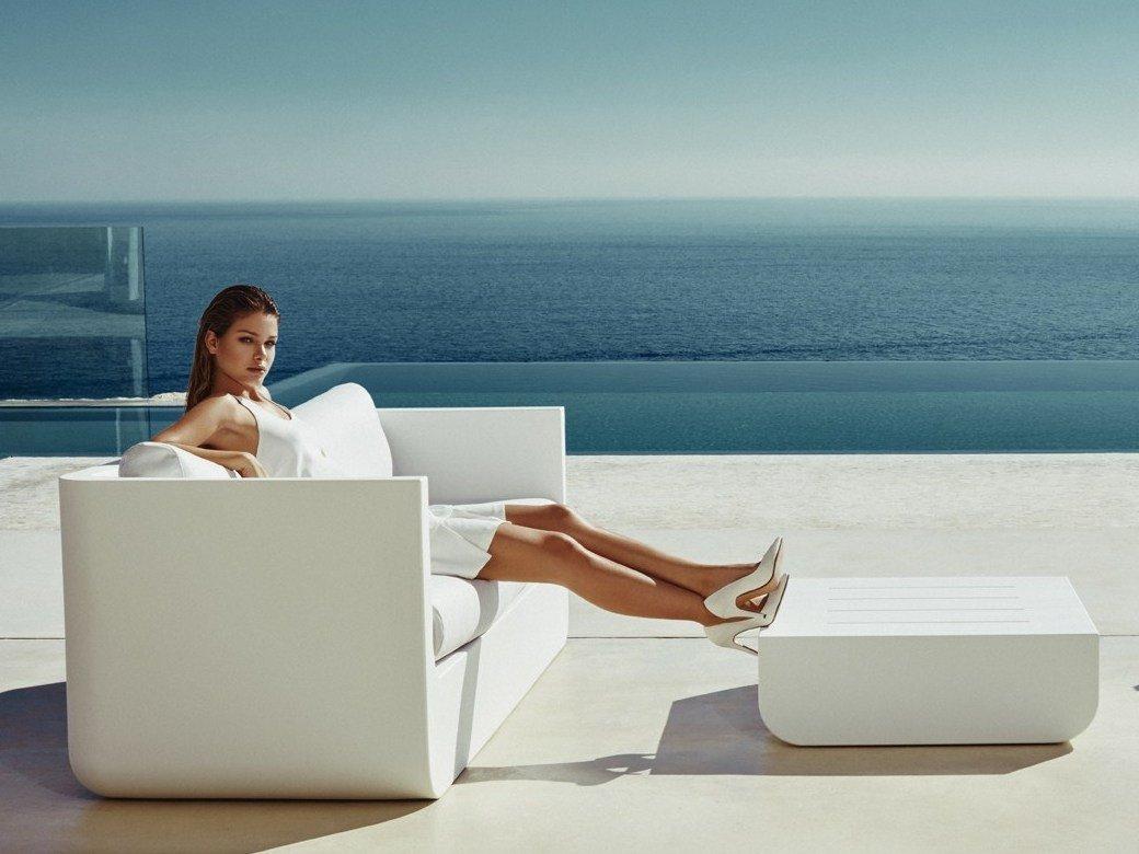 Square garden side table | Ulm by Vondom