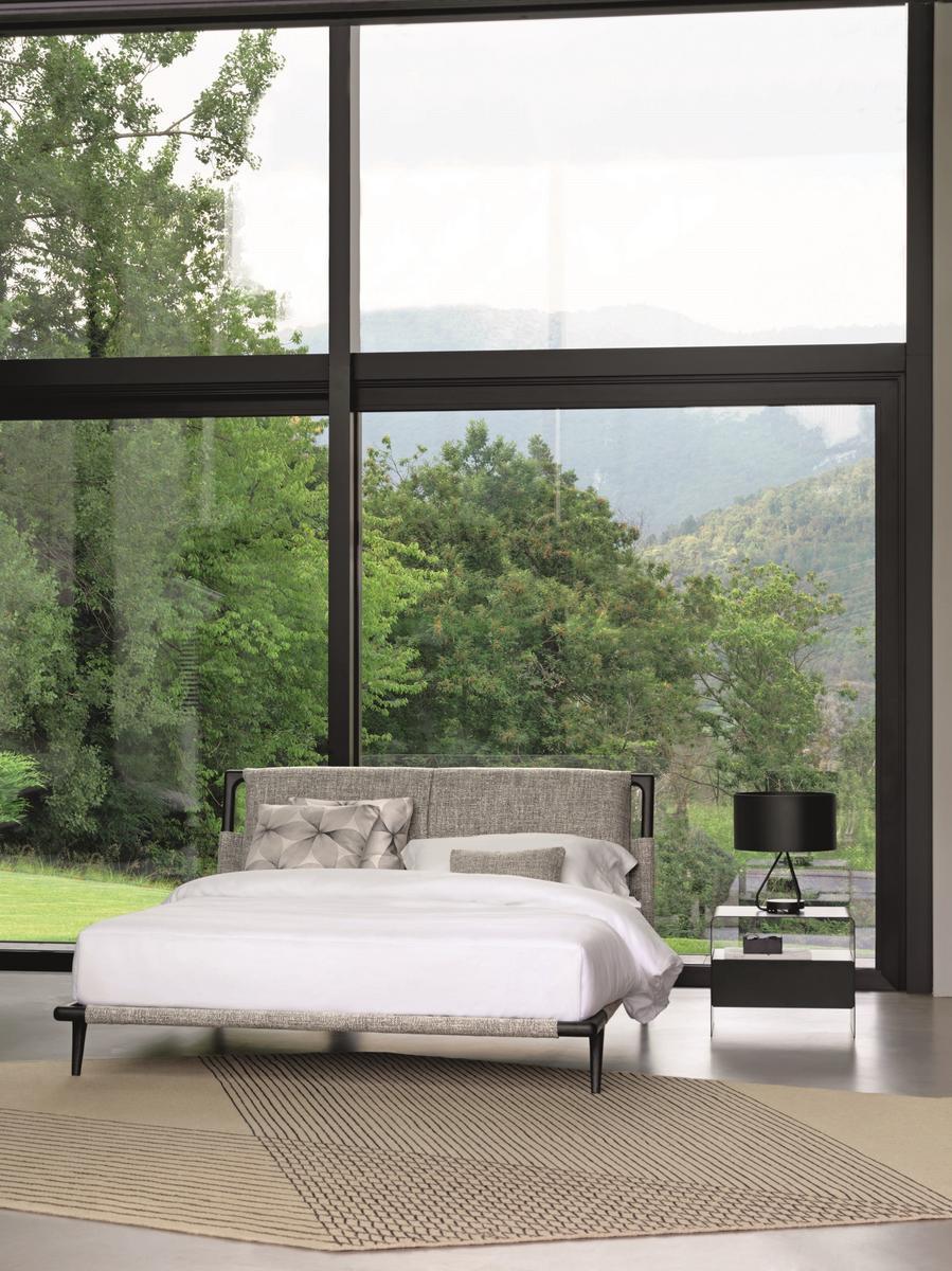 Double bed with upholstered headboard | Gaudì by Flou