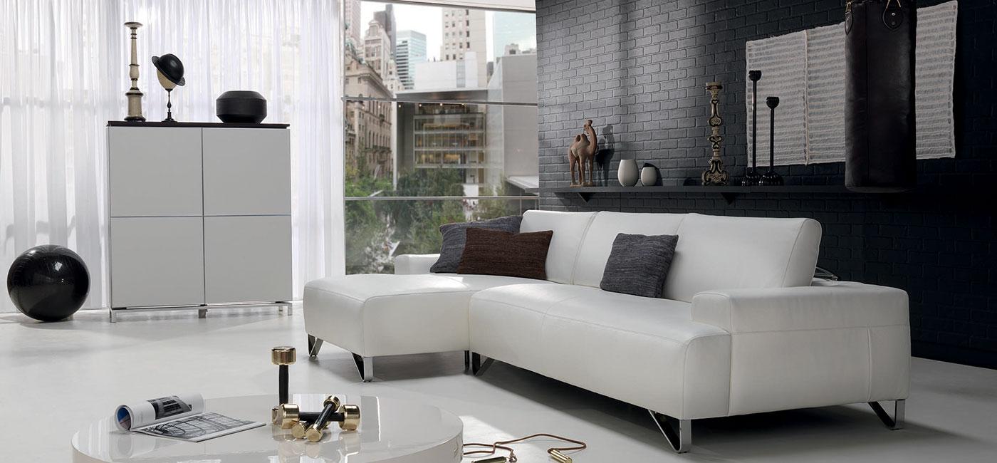 Leather sofa with chaise longue | Fly by Natuzzi Italia