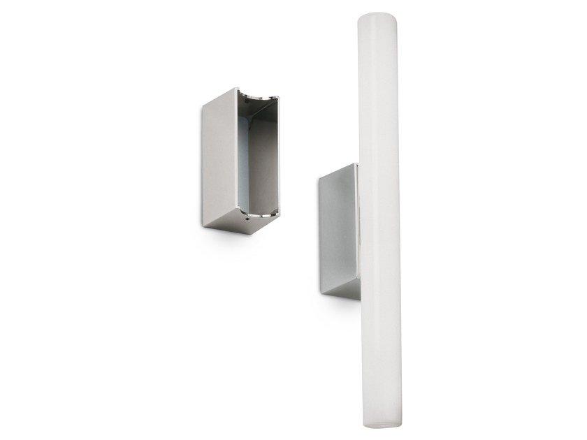 Wall lamp for bathroom | Linestra 8031 by Vibia