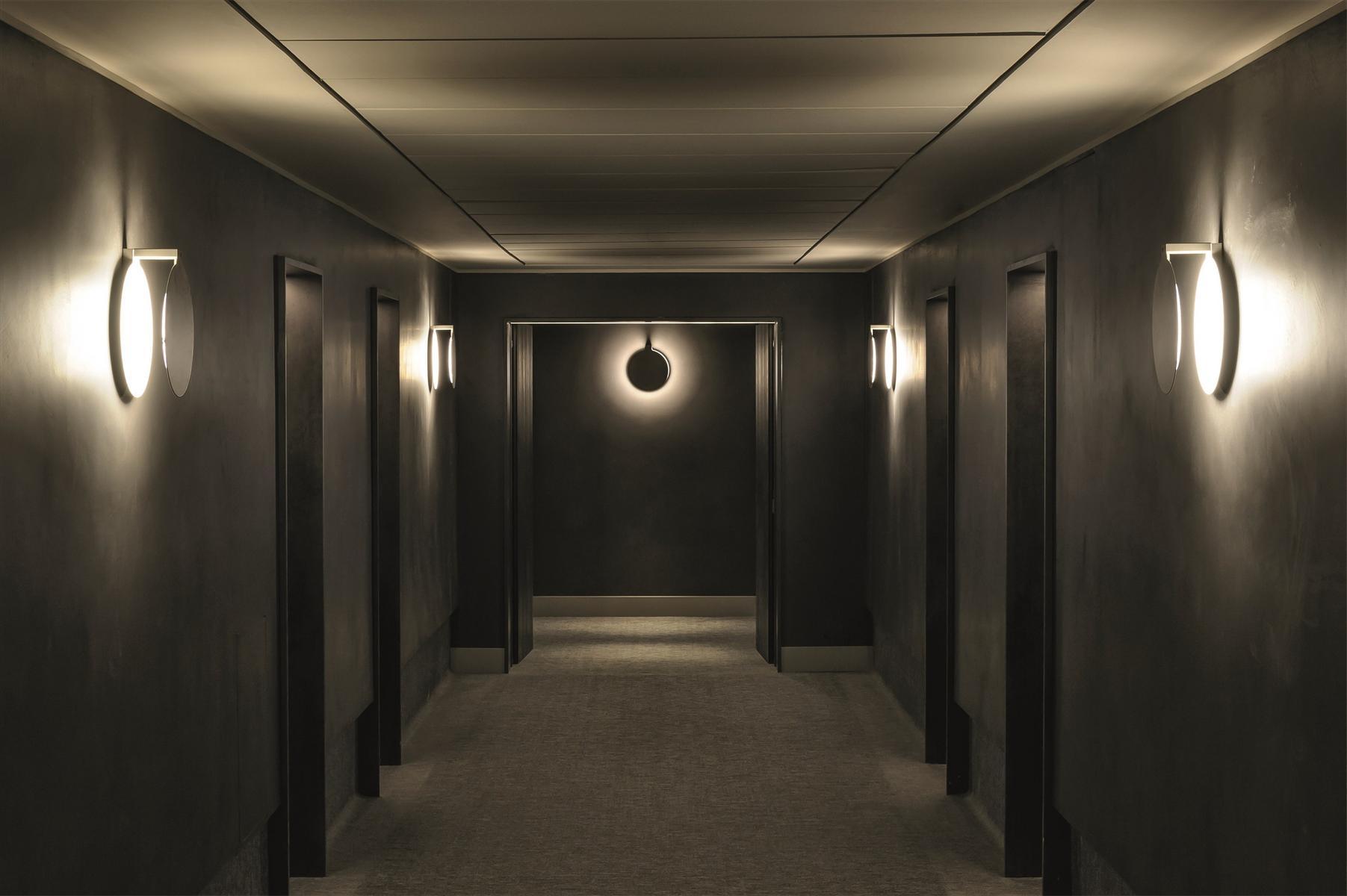 LED painted metal wall lamp | Duca - 1950 by Oluce