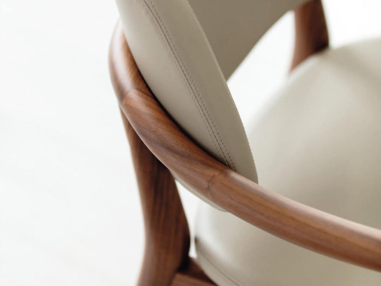 Walnut chair with armrests | Nissa by Porada