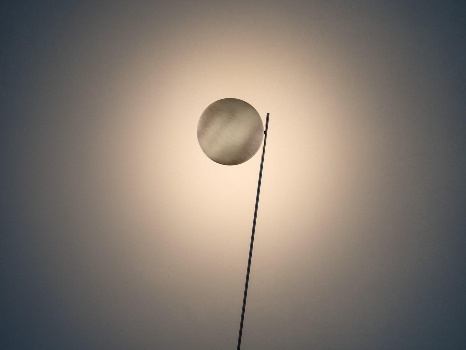 LED floor lamp | Lederam F0 by Catellani & Smith