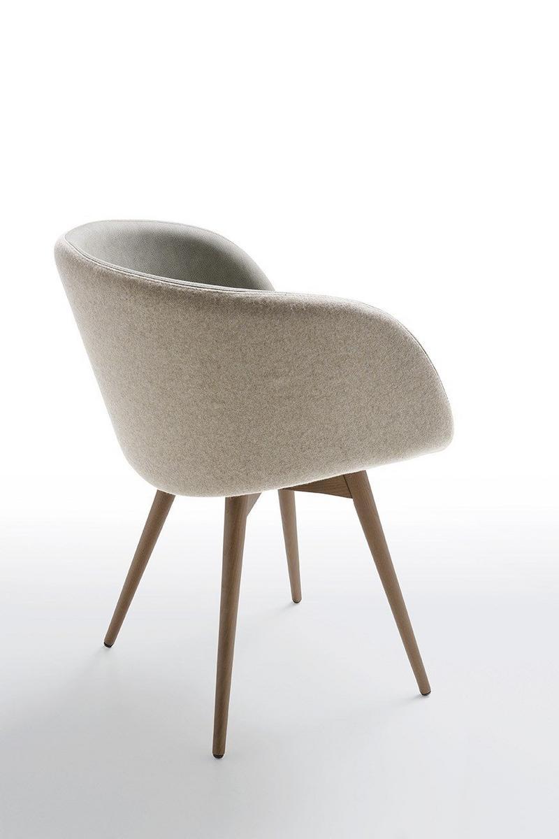Upholstered easy chair | Sonny P-lg by Midj