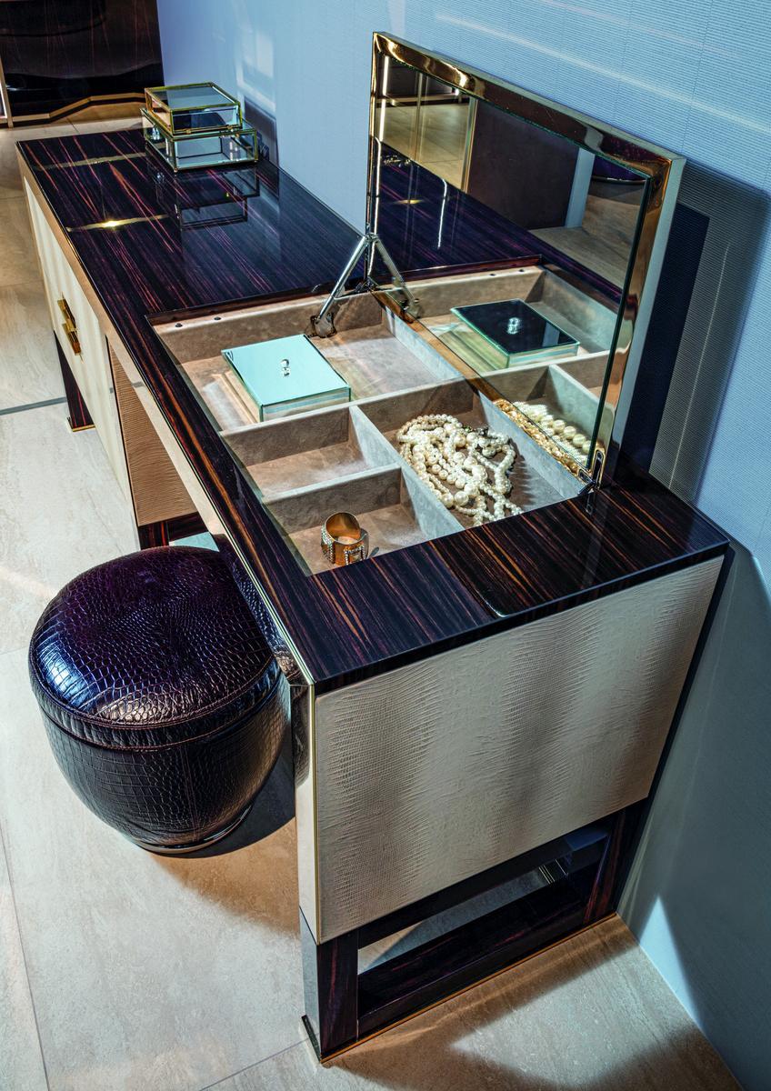 Metal dressing table | Orwell Make Up by Longhi