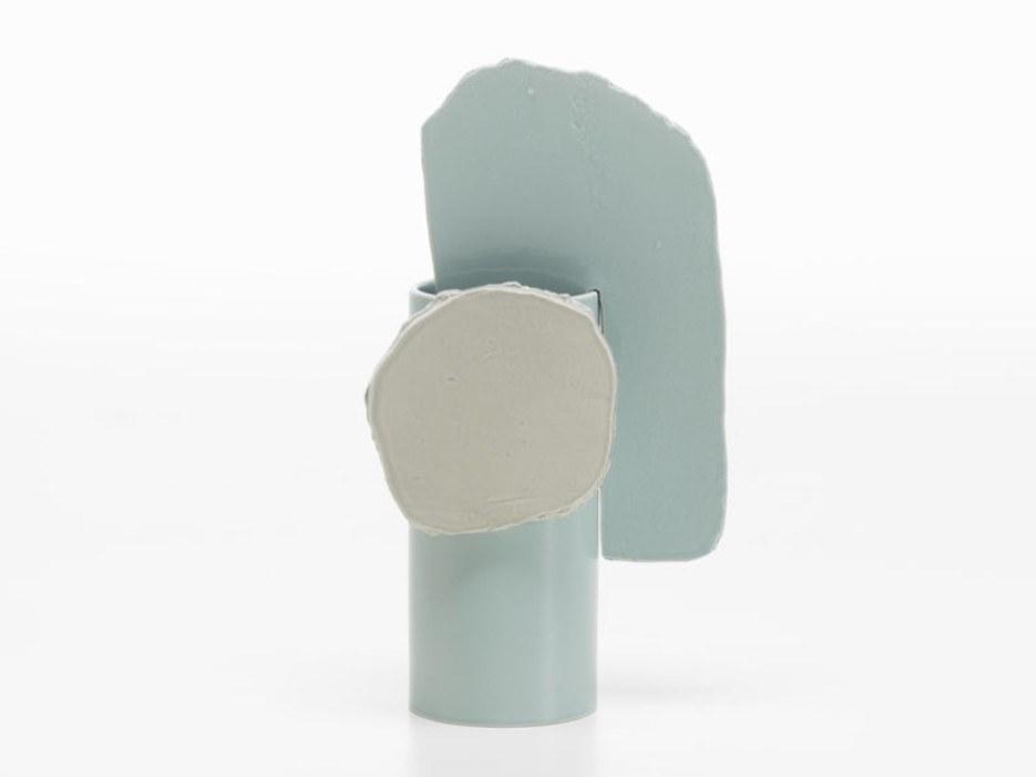 Handmade clay vase | Feuille by Vitra