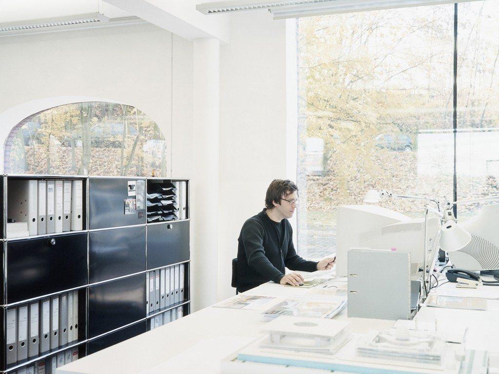 Low modular metal office storage unit | Haller Credenza As Office Storage by USM