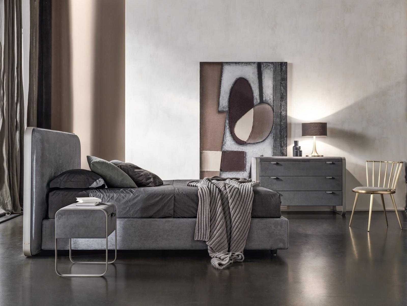 Leather chest of drawers | Elvis by Cantori