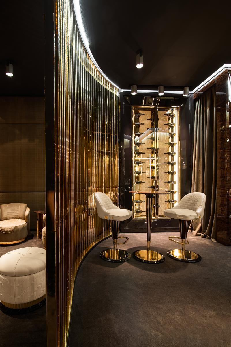 High leather barstool with back | Ophelia by Bruno Zampa