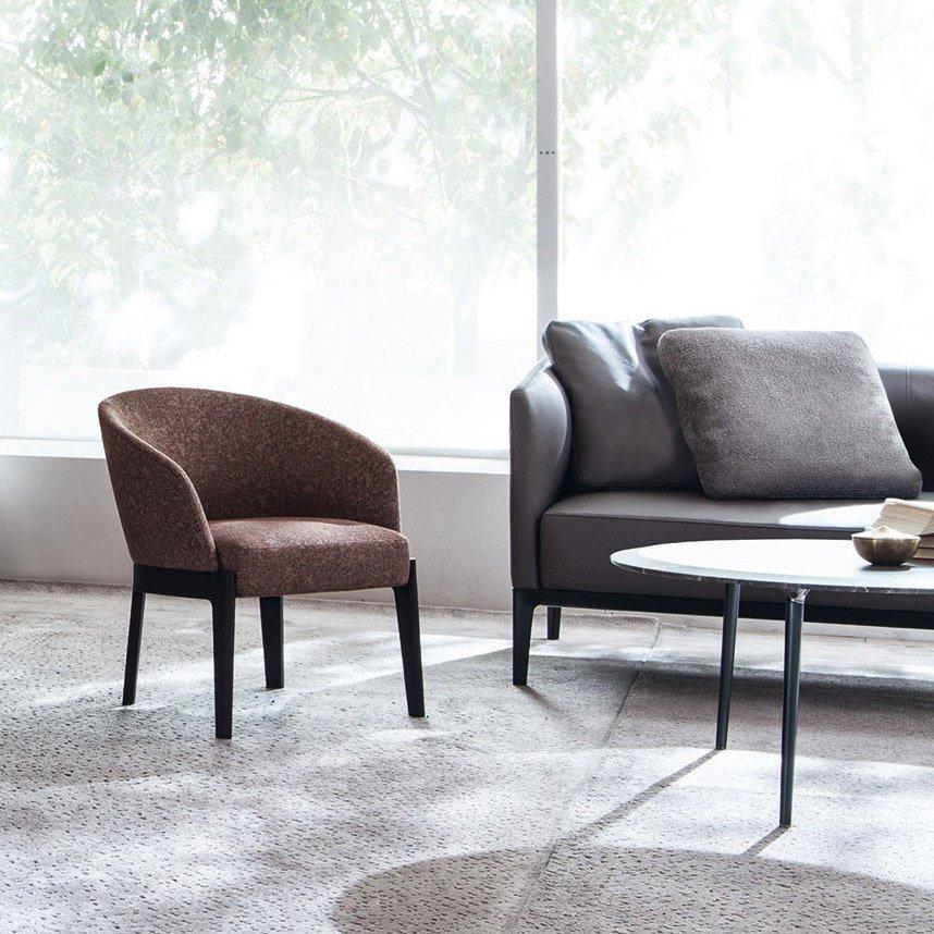Easy chair with armrests | Chelsea by Molteni