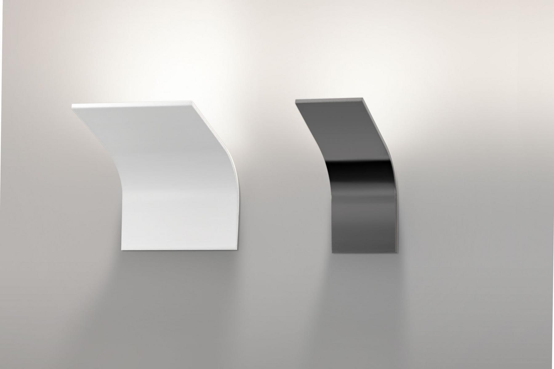 Indirect light aluminium wall light | App by Panzeri