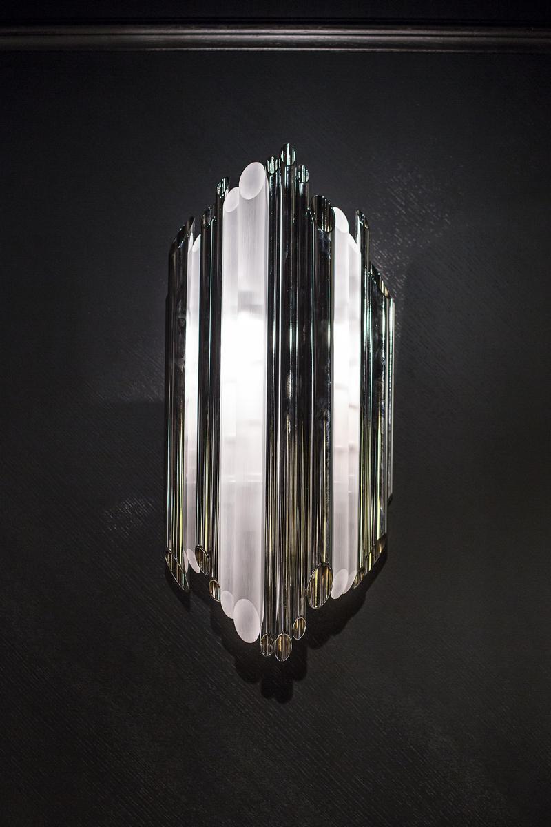 Metal and plexiglass wall light | Bach by Contardi